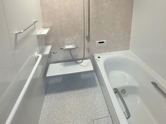 バスルームリフォーム 視線も寒さも気にならない、くつろぎのあたたかバスルーム