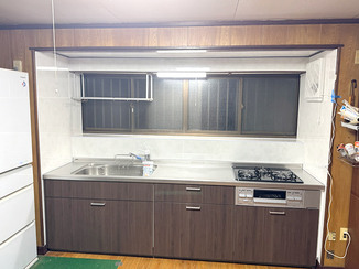 キッチンリフォーム 調整が必要な工事も無事完成。新しい快適なキッチンへ